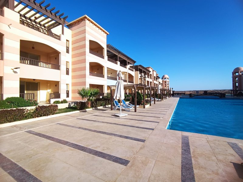 Spacious Pool View Apartment – Prime Location