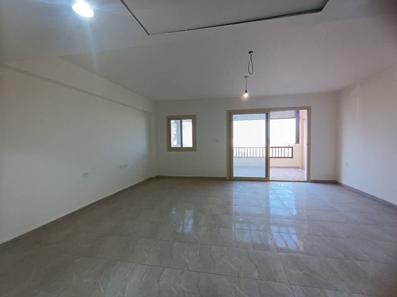 Modern Main Street View apartment – Port Ghalib