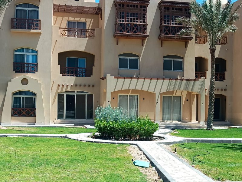 Two- bedroom with Balcony Near Beach
