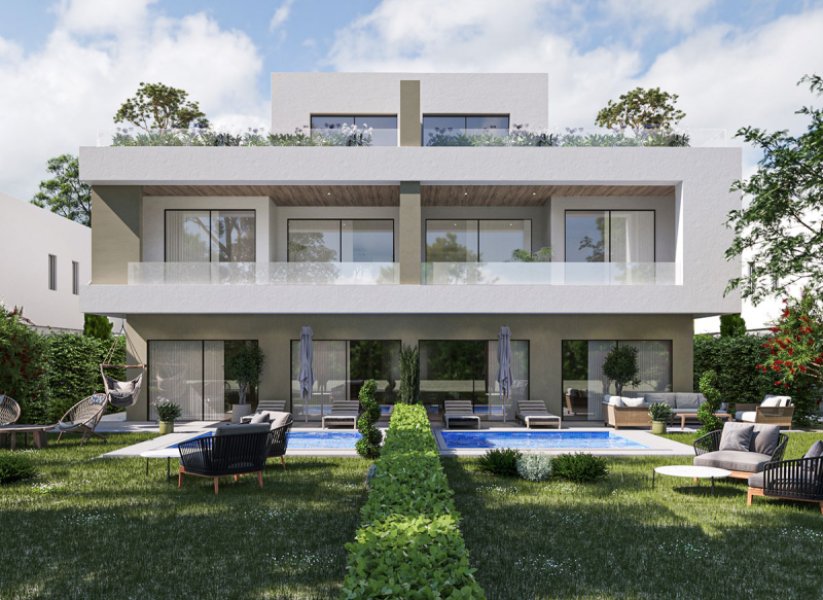 5 bedroom villa with private pool, garden, top roof