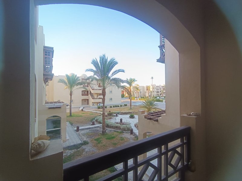 One-Bedroom Apartment With Balcony